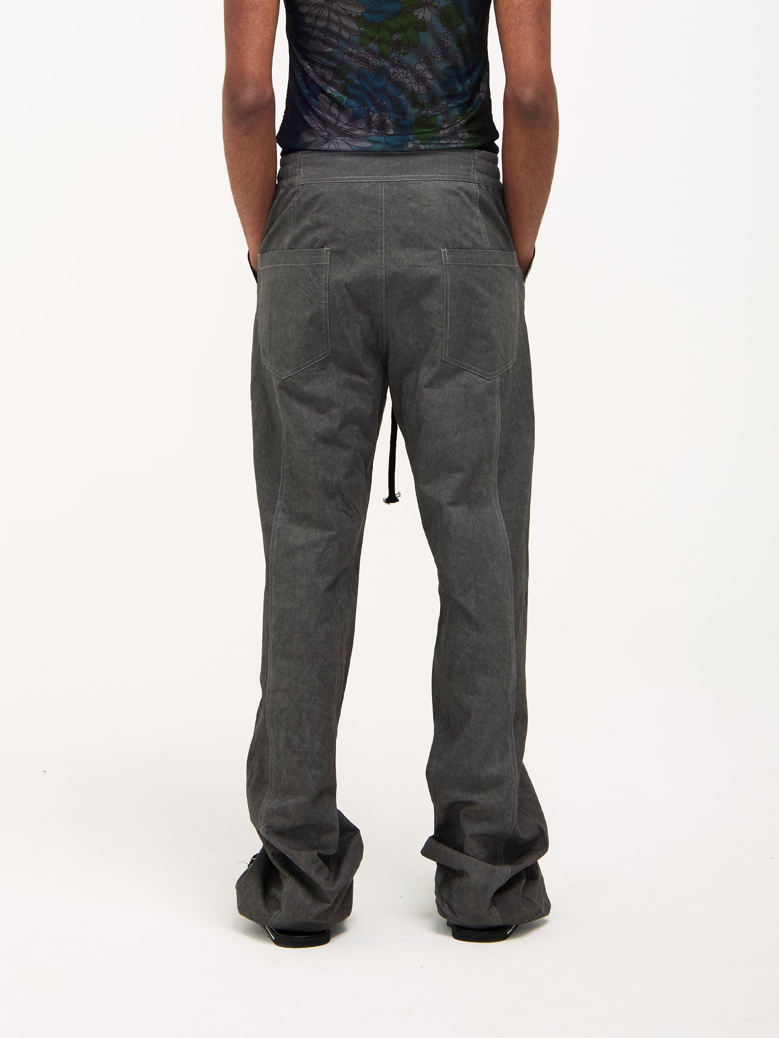 Contrast Jean SAMPLE